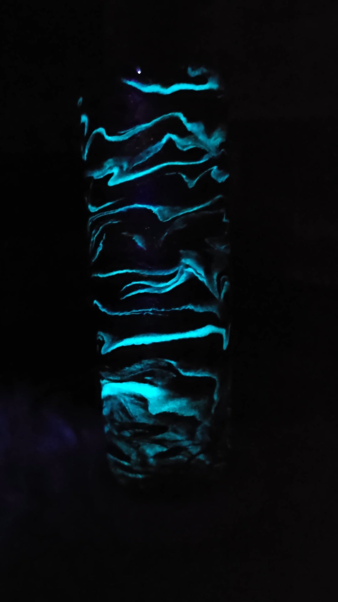 Black Metallic Landslide